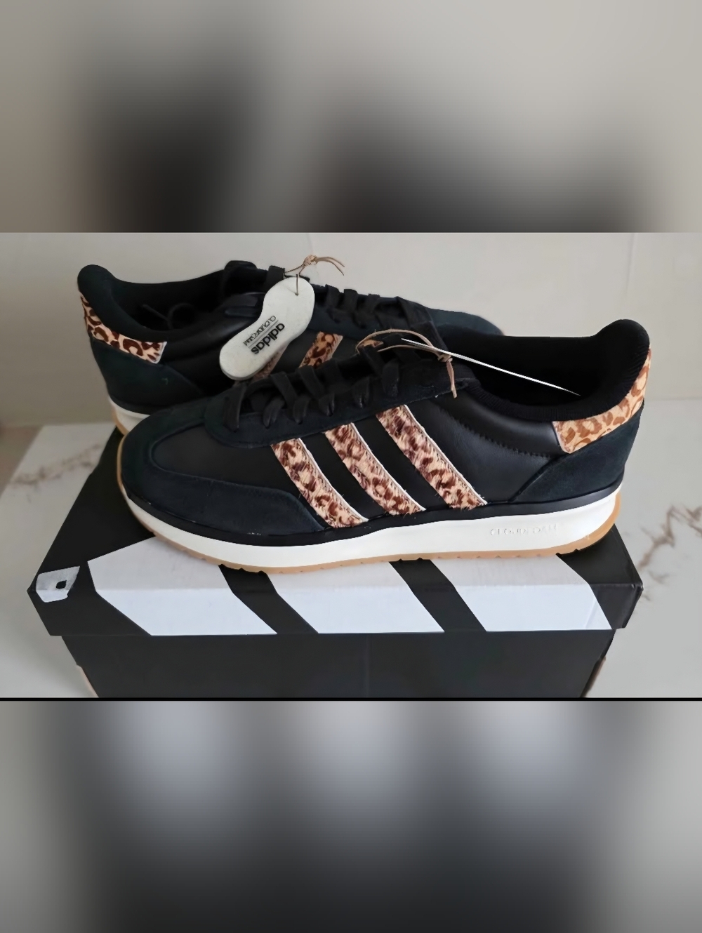 adidas Run 70s Sneaker - Women's - Picture 3 of 7